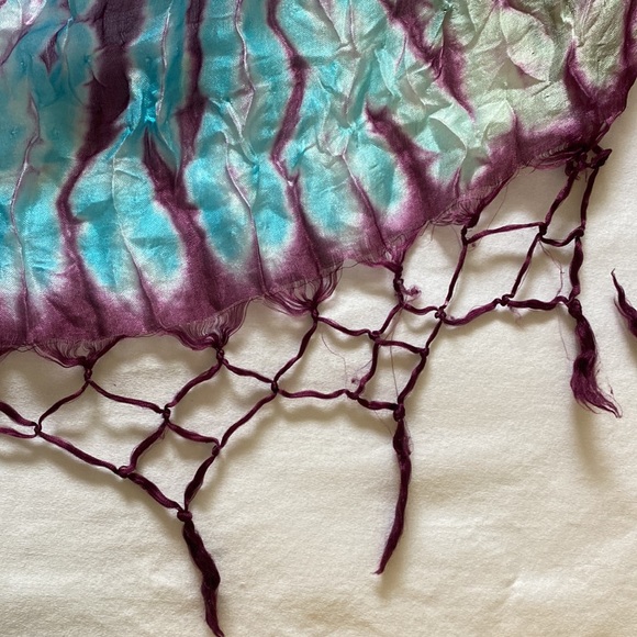 Beautiful silk scarf - Picture 5 of 5